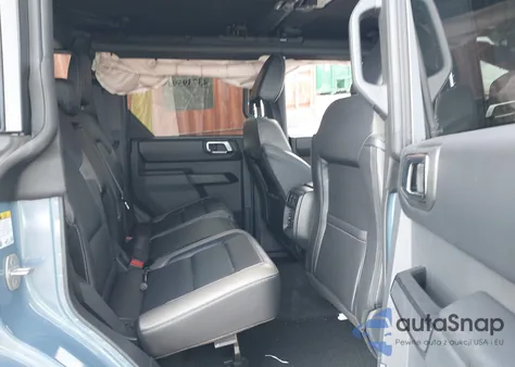 2025 Ford Bronco Outer Banks z USA, uszkodzony, nr VIN 1FMDE8BH1SLA86663